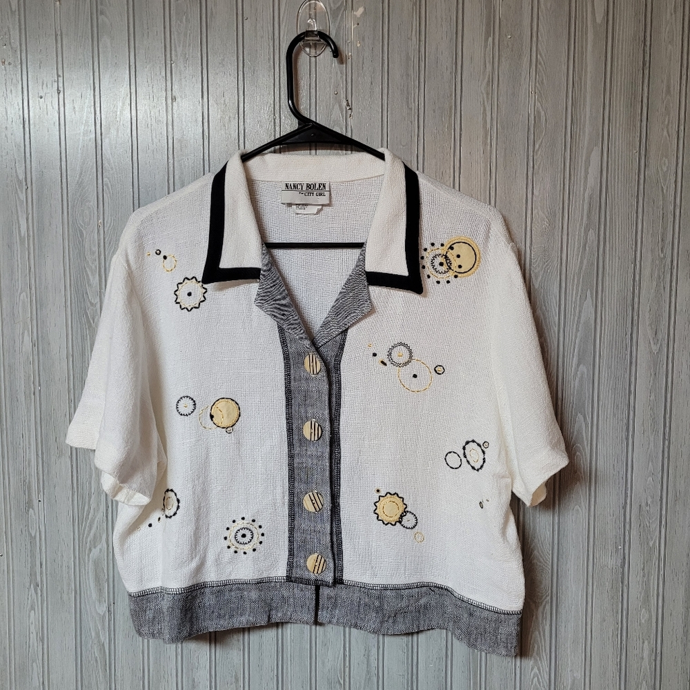Nancy Bolen For City Girl White Yellow Stitched Embroidered Shirt